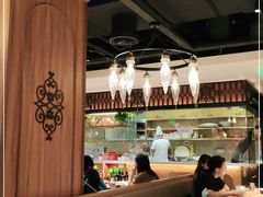 大堂-耶里夏丽·丝路新疆菜·清真食品(徐汇南丹东路臻选店)