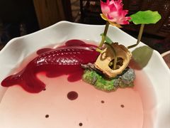 -老牌坊云南鱼豆花火锅(爱建店)