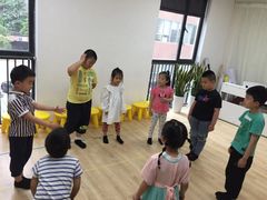 -猴有戏教育戏剧·音乐剧·主持口才·演讲朗诵辩论(环球港华师大校区)