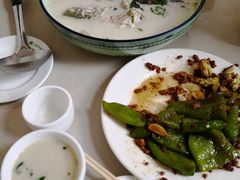 鱼头汤-雪野鱼头大王邢府公老店(雪野湖店)