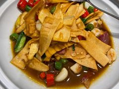 千岛湖笋干煲-姜君·千岛湖鱼头馆(浦东大道店)