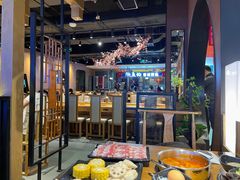 -呷哺呷哺(万达新世界店)