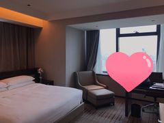 -上海龙之梦万丽酒店