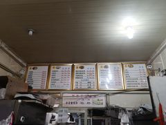 -沈家仁牛肉面(大堰三村总店)