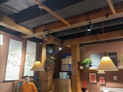 -巴卤社老火锅(财富店)