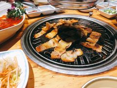 -唯成•韩国炭火烤肉 유성고기