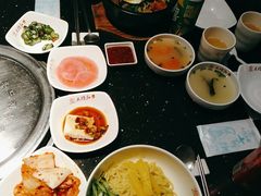 -木槿花韩式炭烤·熟成肉工坊(孙文东路店)