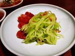 土香肠配松子青笋-外婆家(西红门荟聚购物中心店)