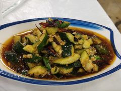 -霄汉牛三鲜湖北砂锅菜(万松园2店)