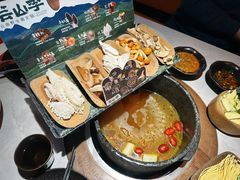 -芸山季·云南野生菌火锅(人民广场来福士店)