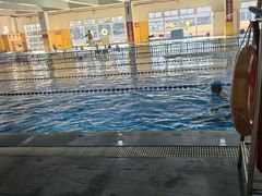 -极动室内恒温游泳馆
