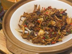 -那家老院子东北菜·饺子·小鸡炖蘑菇(艳华街店)