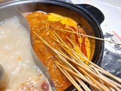 -两三事小郡肝串串香火锅(桂庙店)