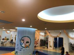 -戊辰亲子游泳俱乐部