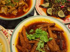 -耙吉吉川味小酒馆(本地人回头店)