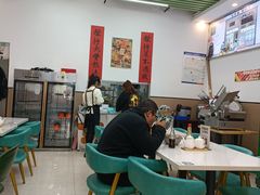 -汤小云火锅米线(钻汇广场店)