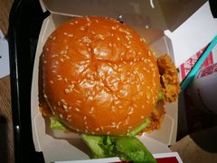 香辣鸡腿堡-肯德基(夏湾店)