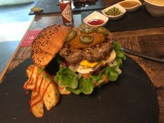 -HIGH FIVE哈福手工汉堡(桂林路店)