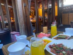 -隔壁老王·家常云南菜(花巷店)