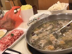 本鸡鸡窝-一席地·本地鸡窝·杭帮鸡火锅(萧山银隆百货店)