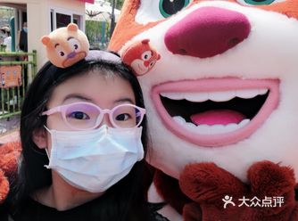 天津方特开放了哦但是只开了室外的，由于疫情没有开室内