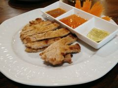 -Dang restaurant (patong phuket)