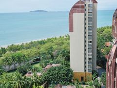 -三亚湾海居铂尔曼度假酒店