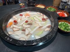 -老酉火锅(阳明古镇店)