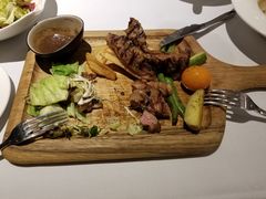 -哈布斯扒房(华发商都店)