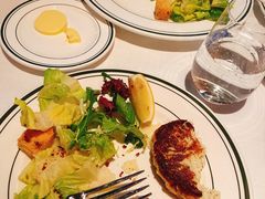 招牌蟹肉饼-Wolfgang’s Steakhouse 沃夫冈牛排馆(上海白玉兰广场店)