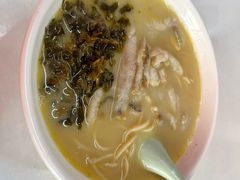 -明呈黄鱼面馆(斜土路店)