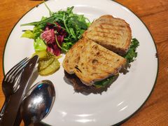 -JINNS锦时 steak&pizza(浸信会礼拜堂旧址店)
