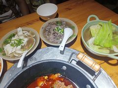 -大众跷脚牛肉馆·非遗传承单位(峨眉山店)