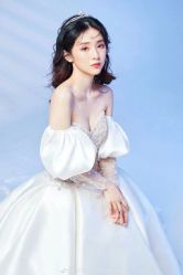 -不晚国际婚纱礼服