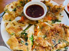 -亲昵春川鸡排(韩国美食街店)