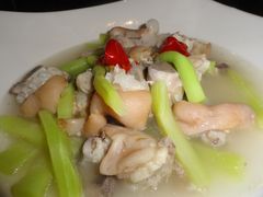 酸汤猪手-石头咕(葵蓬店)