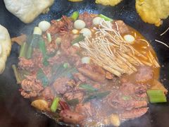 -鲁员外地锅鸡地锅鱼(古墩路店)