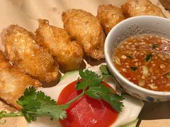 -大头虾越式风味餐厅(光明广场店)