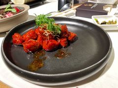 红酒泡沫牛仔粒-荟廷·晶萃(陆家嘴尚悦湾店)