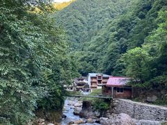 -西岭雪山大飞水景区