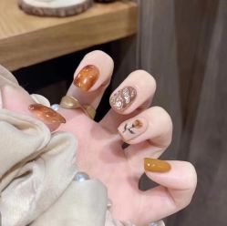 -悦指间美甲美睫