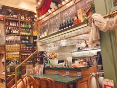 -玛格萝妮比萨屋(四平店)