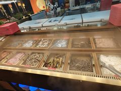 -爱客得牛排海鲜烤肉·火锅自助(春熙路黑金好店)