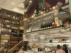 -玛格萝妮比萨屋(四平店)