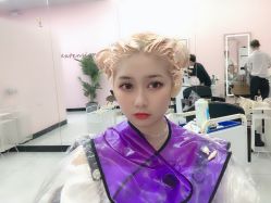 点击看大图 -Feelgood接发色彩造型沙龙