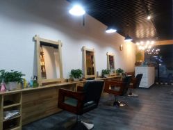 -明洞造型精品烫染