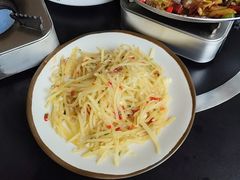 -老唐三下锅 ·张家界地标美食(溪布街店)