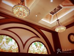 -山明水秀大饭店