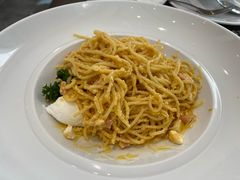 -Chom Cafe and Restaurant