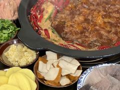 -黄潇洒老火锅(九眼桥宏济巷店)